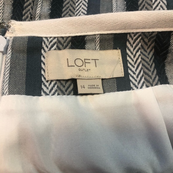 Loft Mini Skirt Monocratic Blue and Gray Stripes Lined - Picture 6 of 6